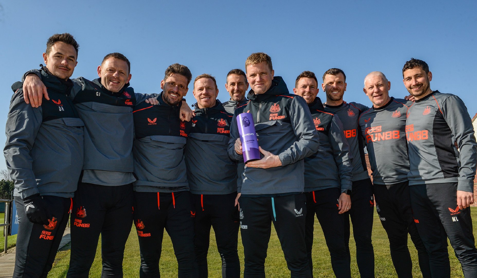 以在困难时 以在困难时