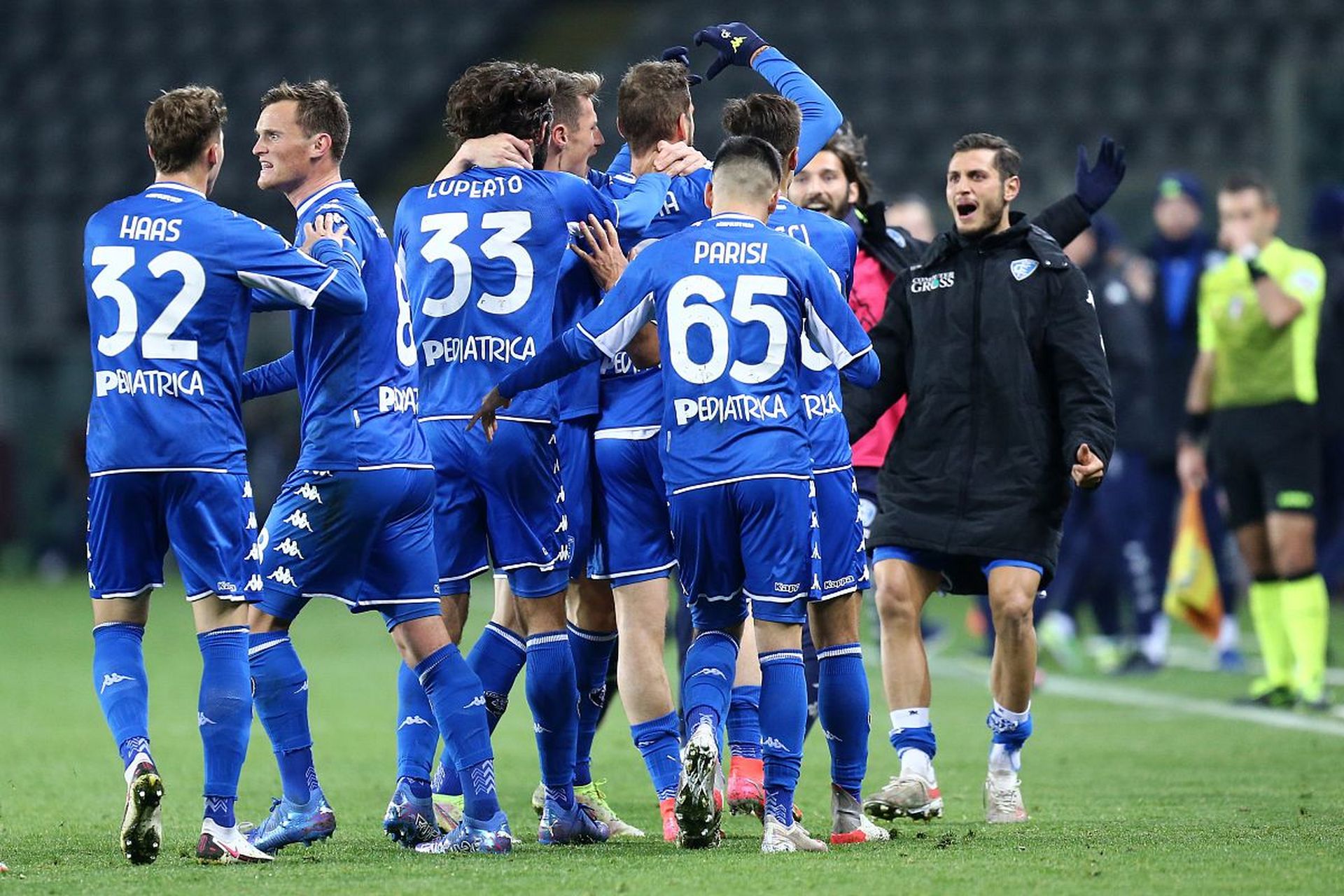 频频阻挡深 频频阻挡深